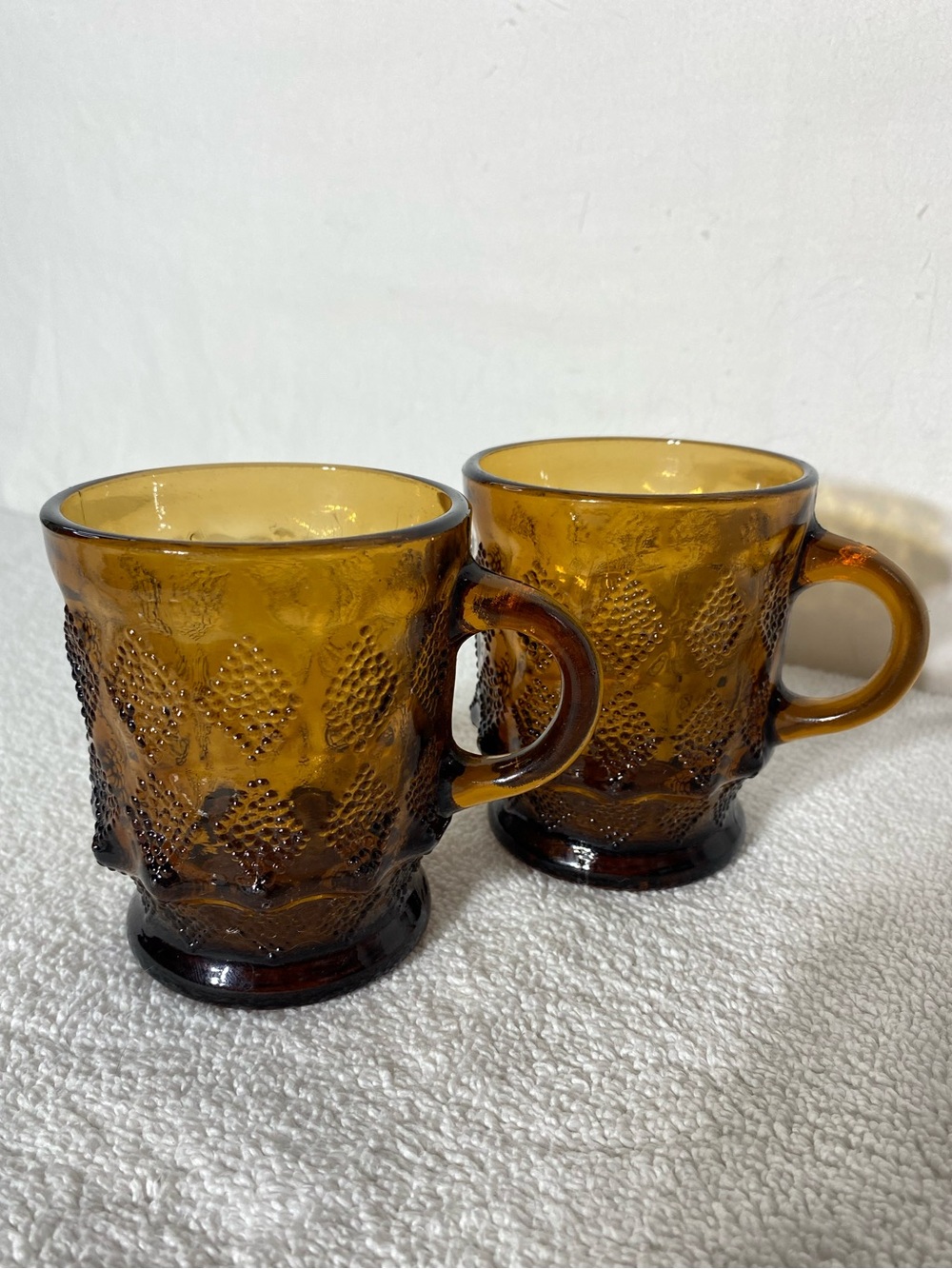 Vintage Anchor Hocking Fire King Amber Textured Glass Kimberly Diamond Mugs x2